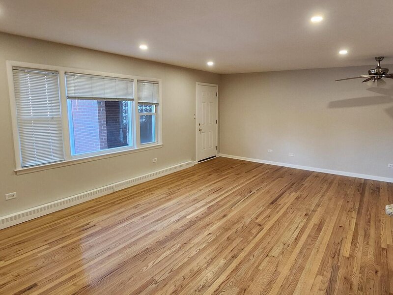 1113 Holiday Lane Des Plaines IL 60016
