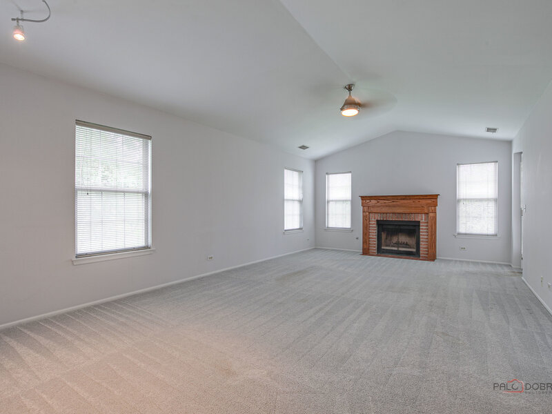 1262 N Wellington Court Buffalo Grove IL 60089
