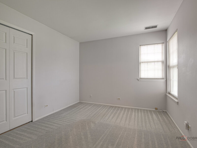 1262 N Wellington Court Buffalo Grove IL 60089