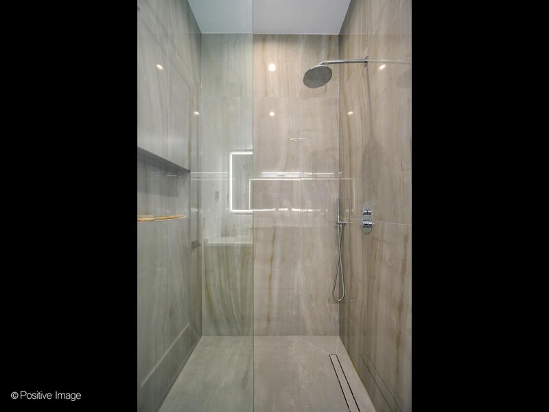 515 W Elm Street Chicago IL 60610