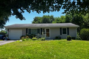 Photo of 542 S 14th Street St. Charles IL 60174