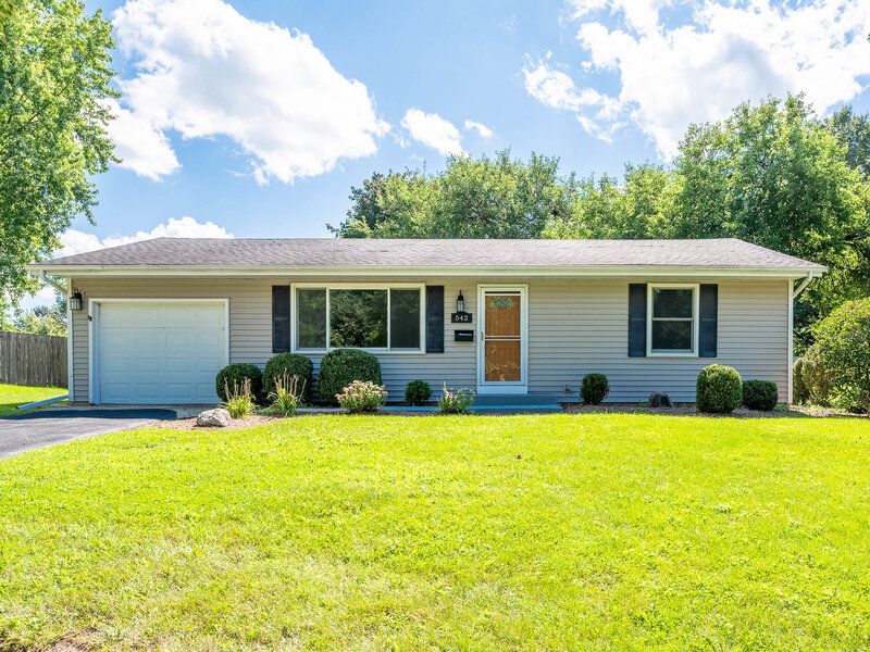 542 S 14th Street St. Charles IL 60174