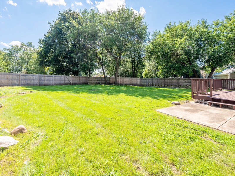 542 S 14th Street St. Charles IL 60174