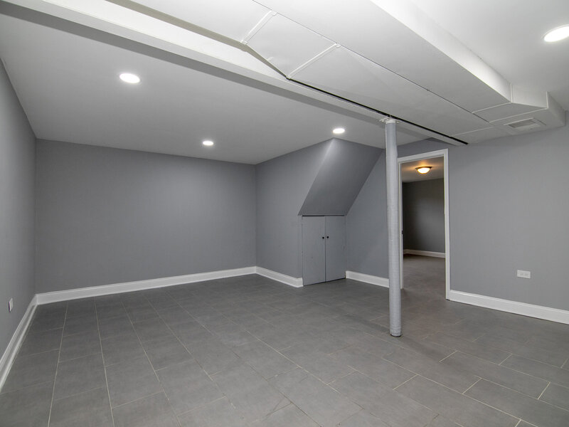 8836 Oakwood Drive Hickory Hills IL 60457