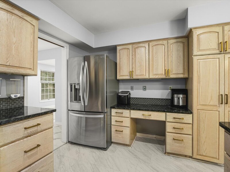 1718 Jacoby Place Rockford IL 61107