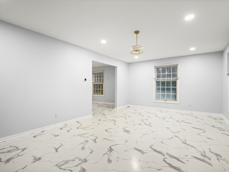 1718 Jacoby Place Rockford IL 61107