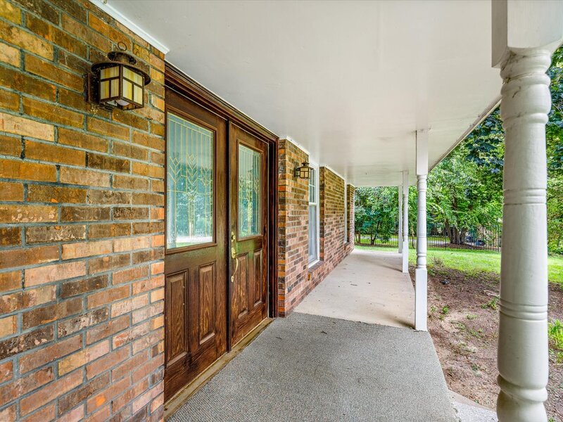 1718 Jacoby Place Rockford IL 61107