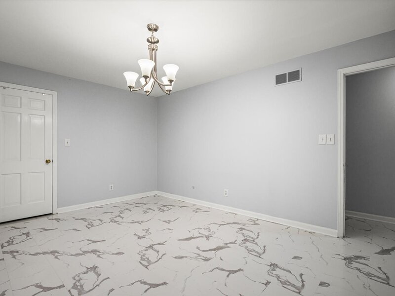 1718 Jacoby Place Rockford IL 61107