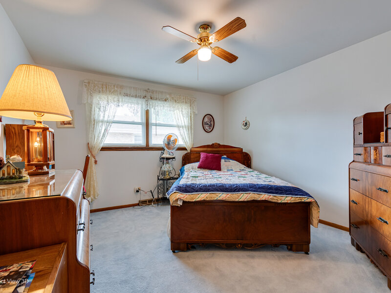 9020 Nashville Avenue Oak Lawn IL 60453