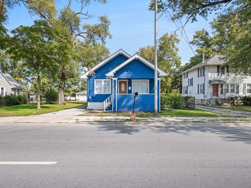15661 State Street South Holland IL 60473