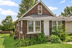 Photo of 1716 N Hickory Street Crest Hill IL 60403
