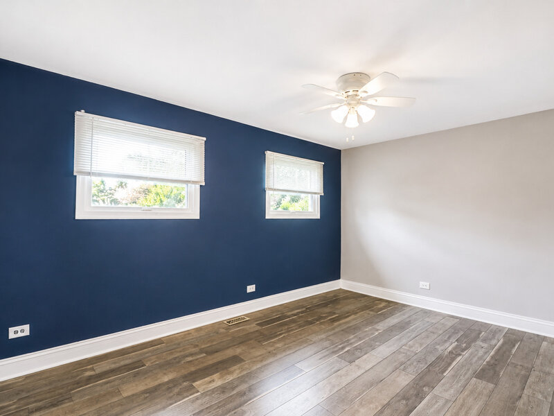 1348 Inverness Drive Elgin IL 60120