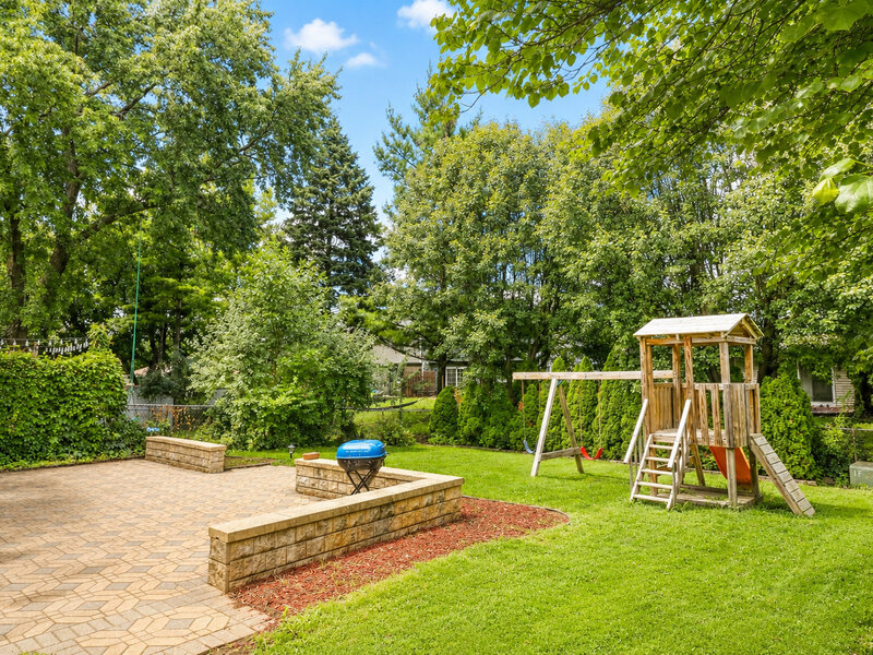 1348 Inverness Drive Elgin IL 60120