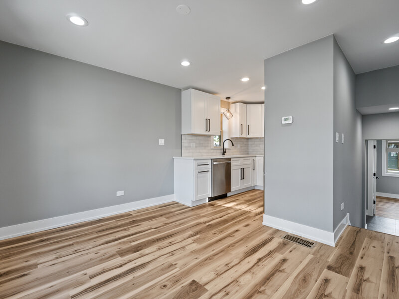 2725 W 99th Street Chicago IL 60655