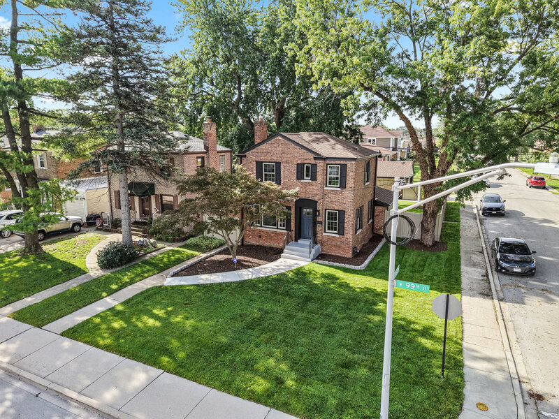 2725 W 99th Street Chicago IL 60655
