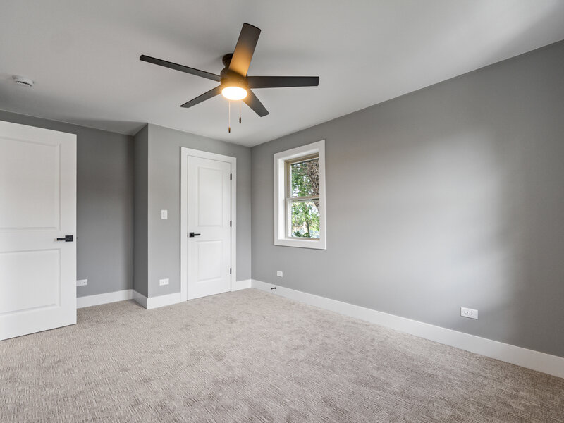2725 W 99th Street Chicago IL 60655