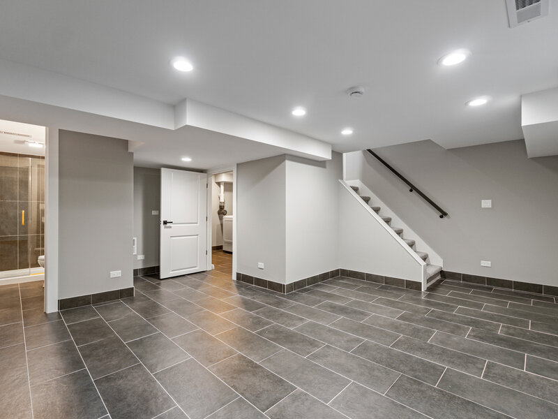 2725 W 99th Street Chicago IL 60655