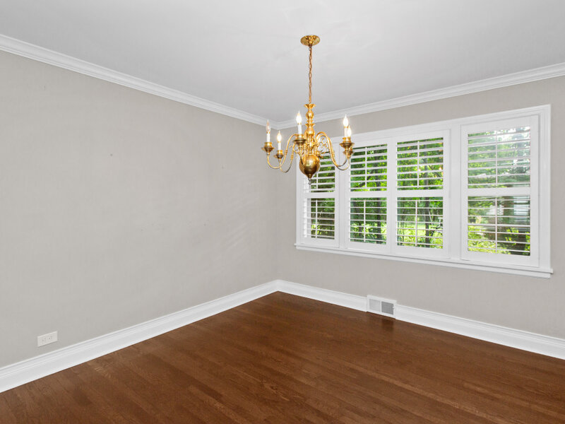 807 Surrey Lane Glenview IL 60025
