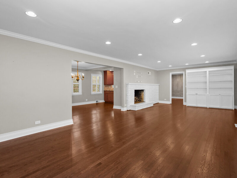 807 Surrey Lane Glenview IL 60025