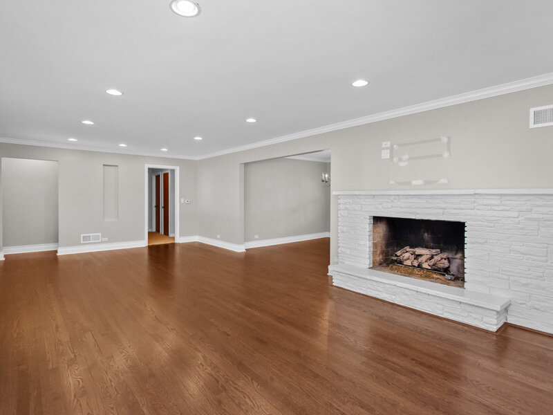 807 Surrey Lane Glenview IL 60025