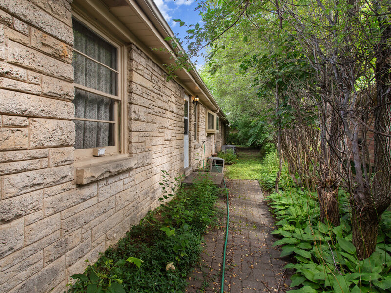 807 Surrey Lane Glenview IL 60025