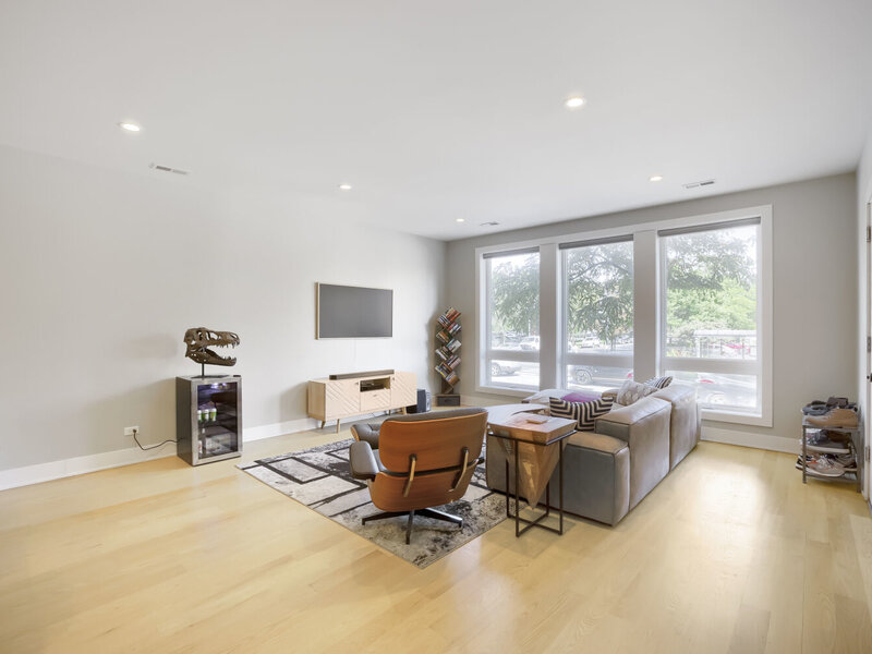 1456 N Western Avenue Chicago IL 60622