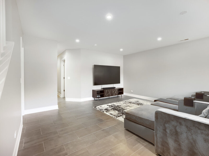 1456 N Western Avenue Chicago IL 60622