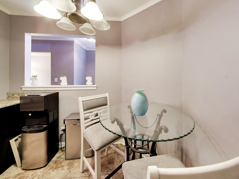 26 Abbey Lane Park Forest IL 60466