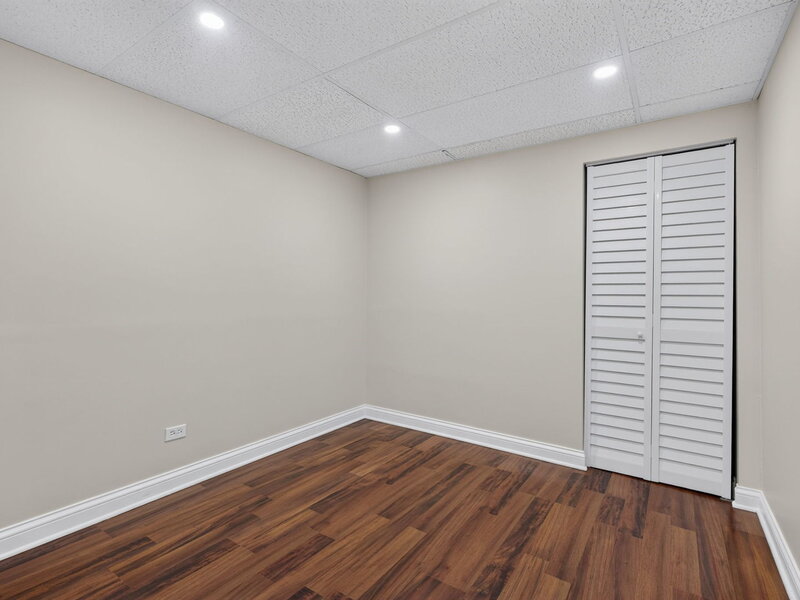 2136 W Evergreen Avenue Chicago IL 60622