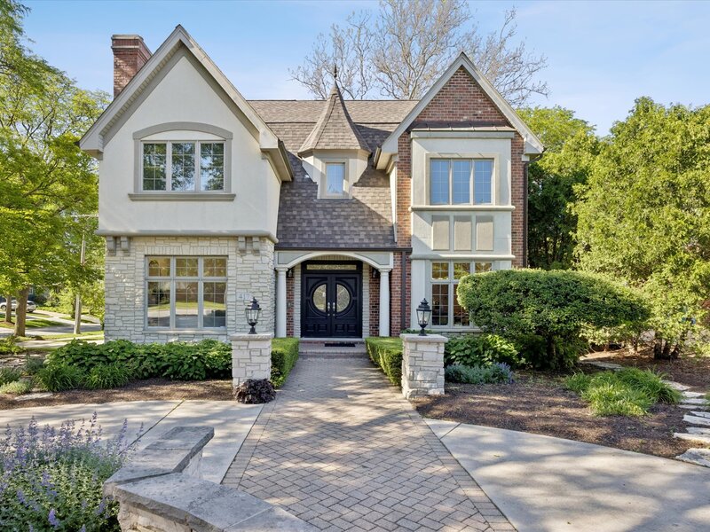 417 W 9th Street Hinsdale IL 60521