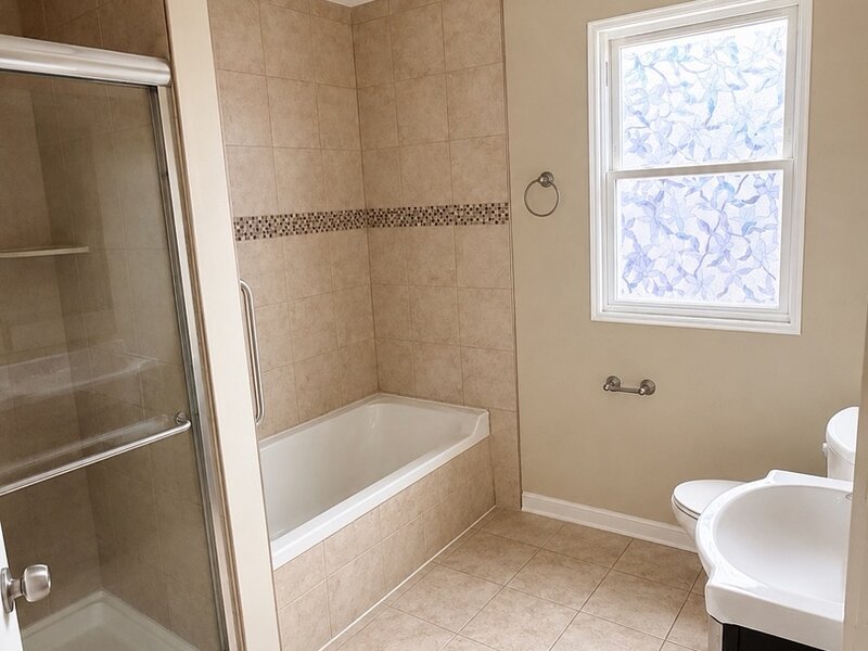 1401 E 72nd Place Chicago IL 60619