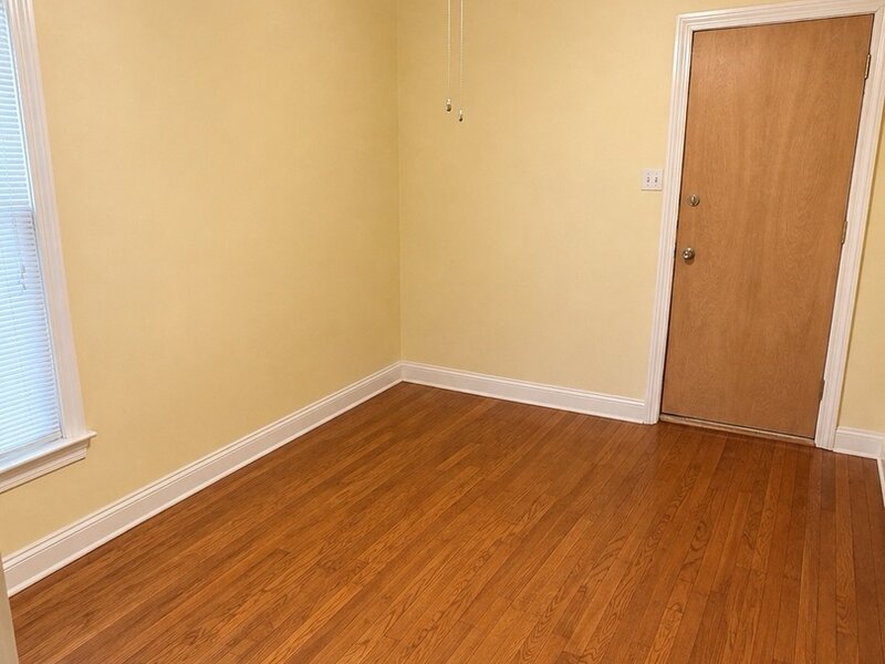 1401 E 72nd Place Chicago IL 60619