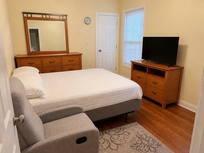 1401 E 72nd Place Chicago IL 60619