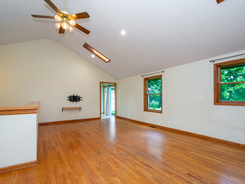 35861 N Fuller Road Gurnee IL 60031