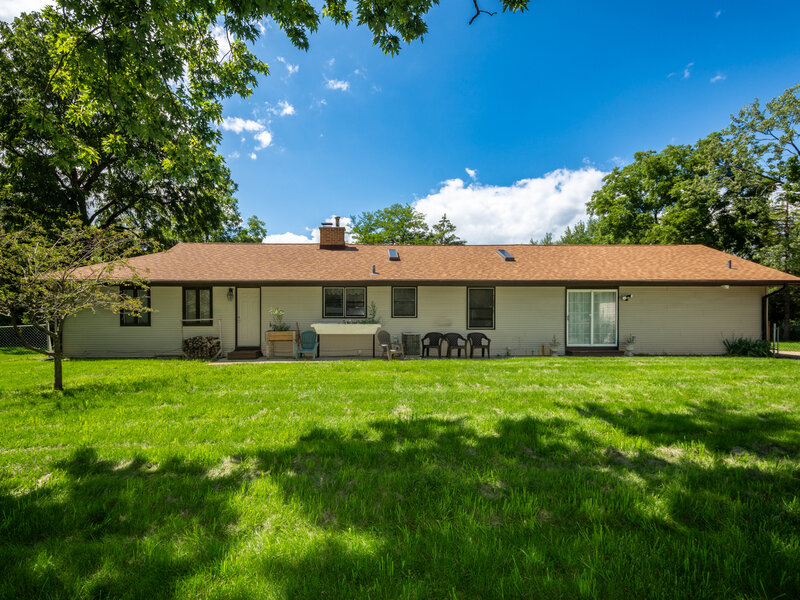 35861 N Fuller Road Gurnee IL 60031