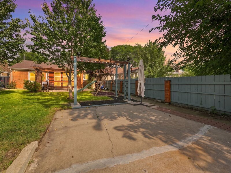 8120 Keystone Avenue Skokie IL 60076