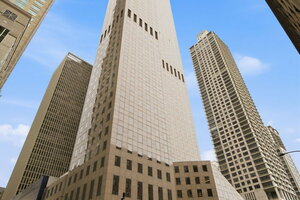 Photo of 950 N Michigan Avenue Chicago IL 60611 Unit 4704