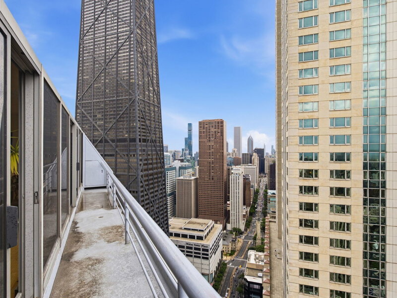 950 N Michigan Avenue Chicago IL 60611