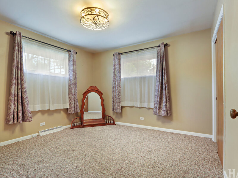 365 Woodland Drive Grayslake IL 60030