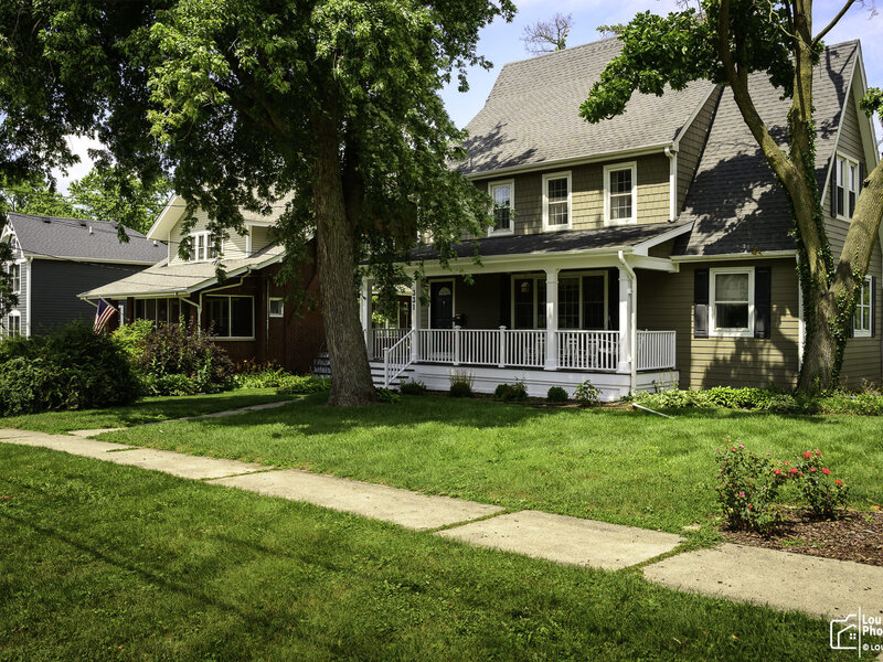 331 E Indiana Street Wheaton IL 60187
