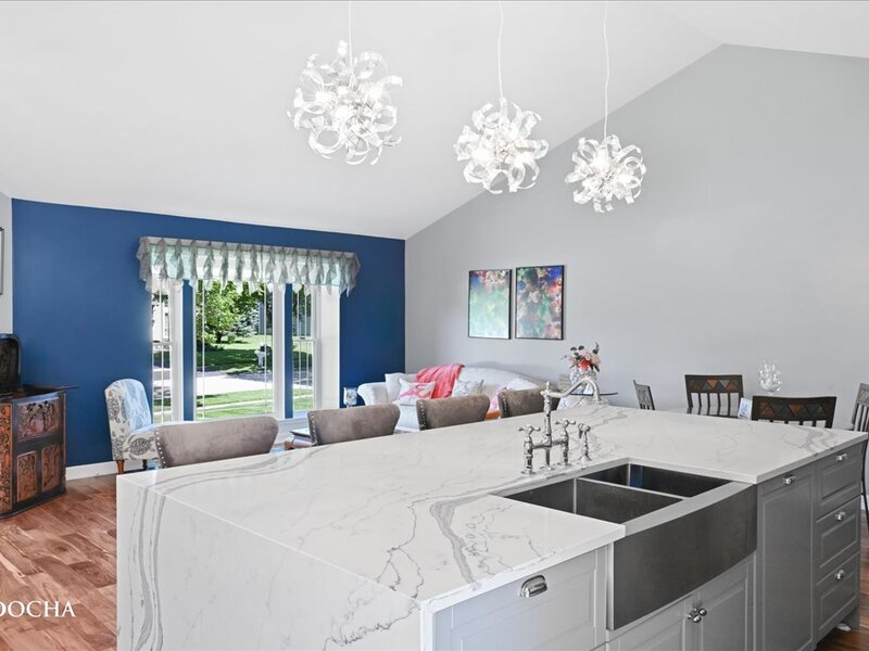 1741 Somerfield Lane Crystal Lake IL 60014