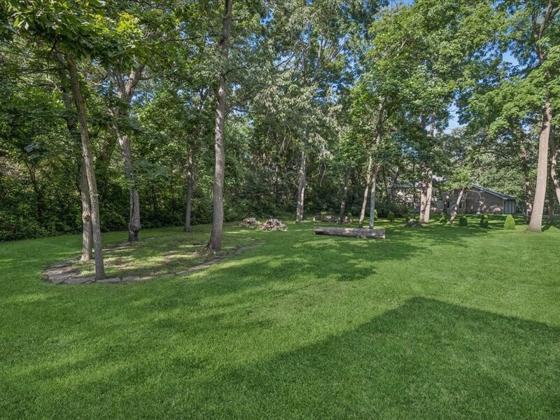 6008 Tomlinson Drive Mchenry IL 60050