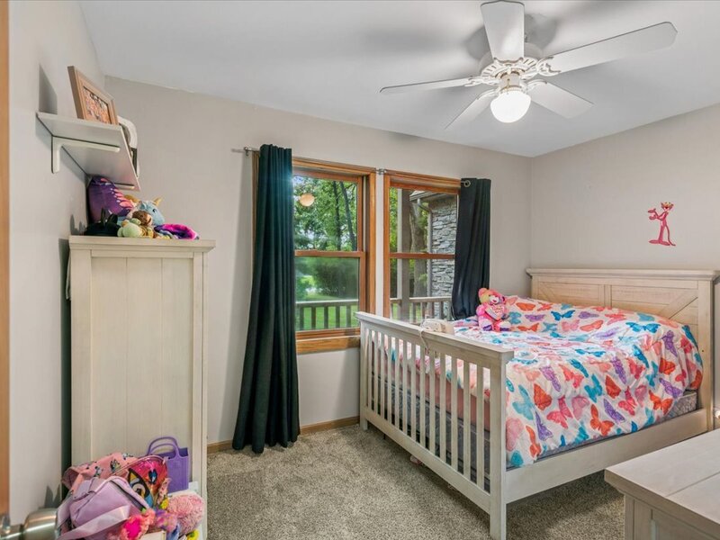 6008 Tomlinson Drive Mchenry IL 60050
