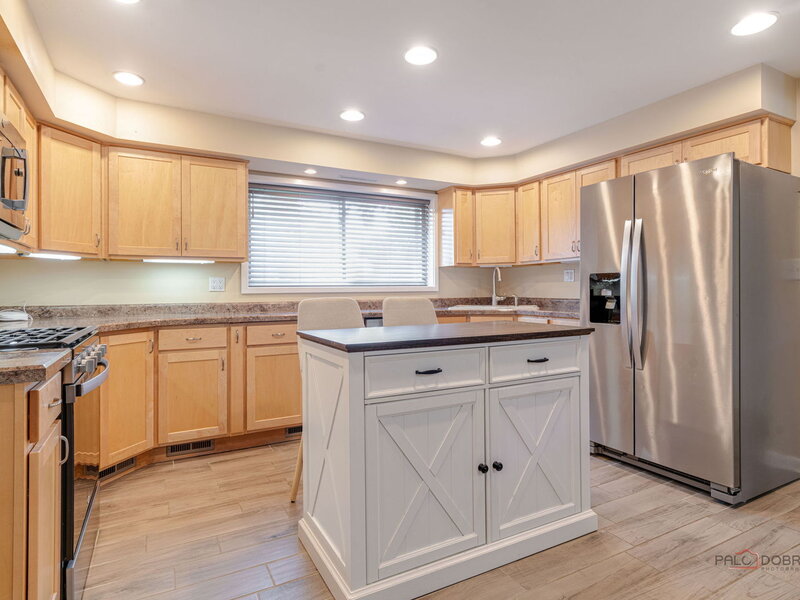 645 Marine Drive Wauconda IL 60084