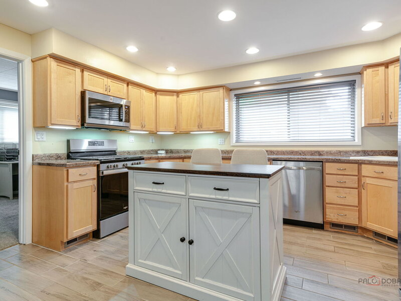 645 Marine Drive Wauconda IL 60084