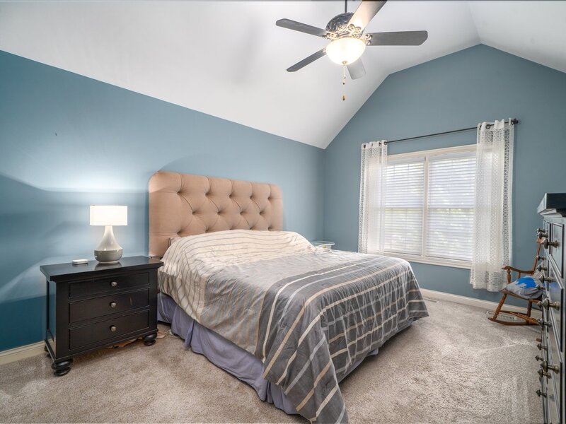 472 Arboretum Way Oswego IL 60543