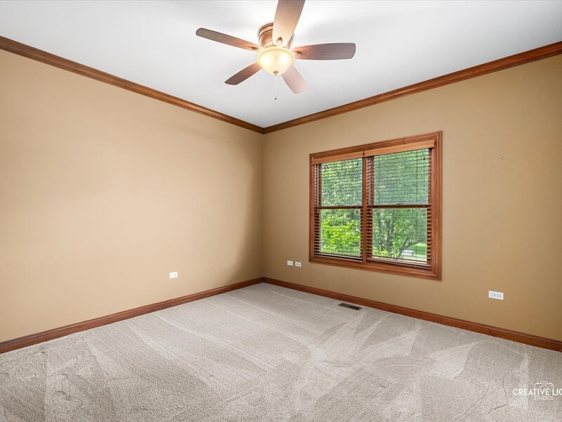 472 Arboretum Way Oswego IL 60543