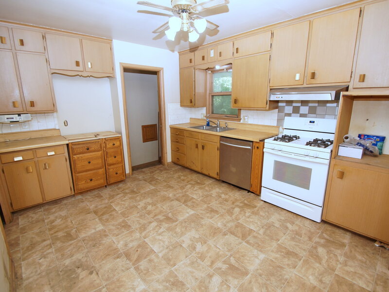 708 15th Street Bettendorf IA 52722
