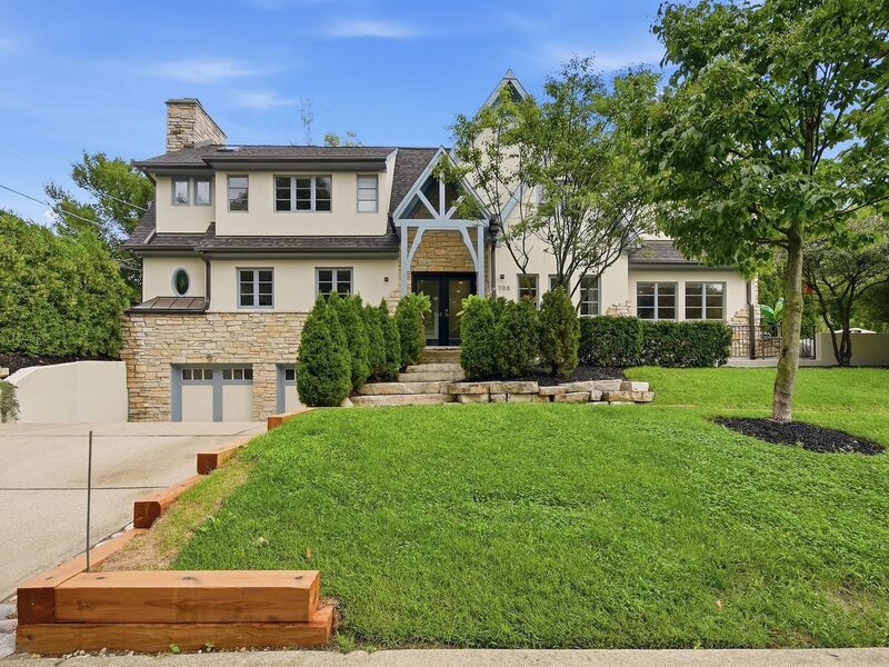 705 W Chestnut Street Hinsdale IL 60521
