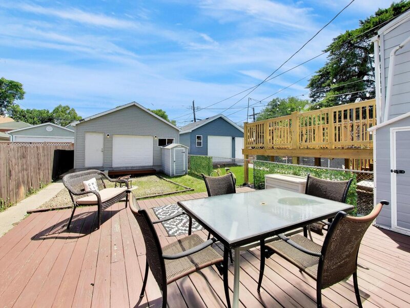 539 W 44th Street Chicago IL 60609